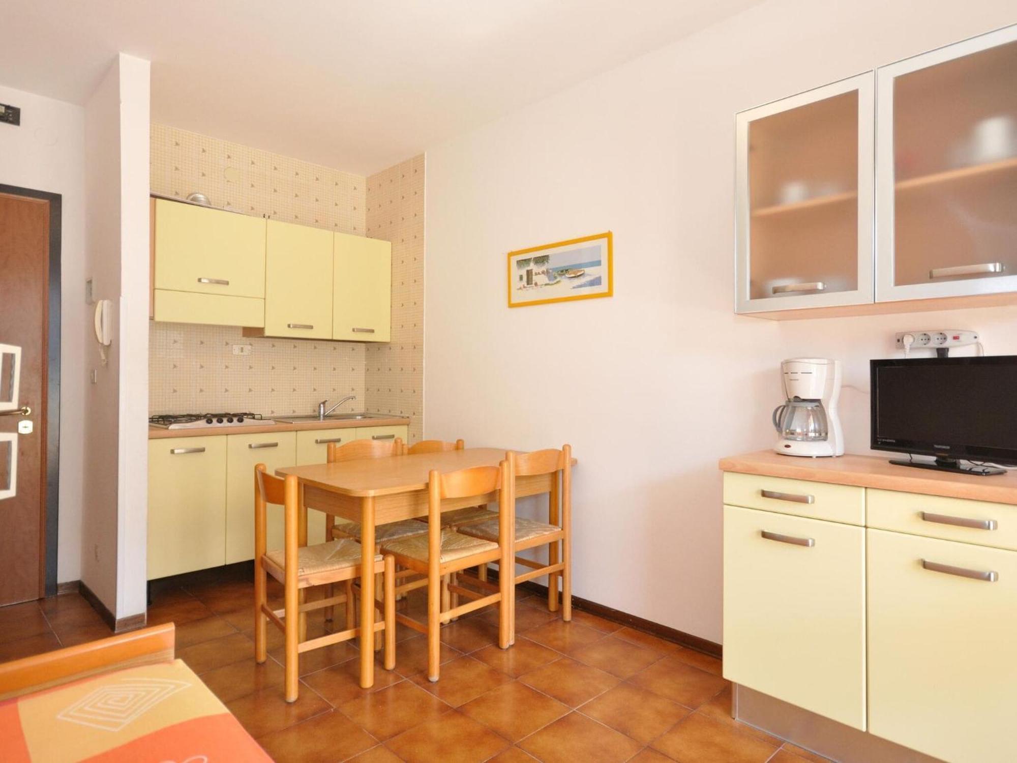 Apartment In Bibione Near Sea Beach Екстериор снимка
